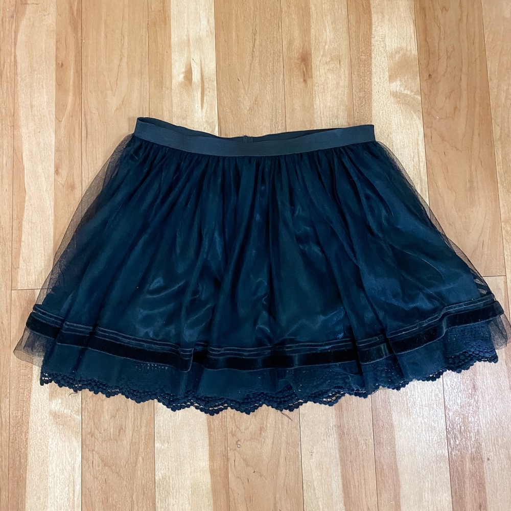 Black lace and tulle skirt